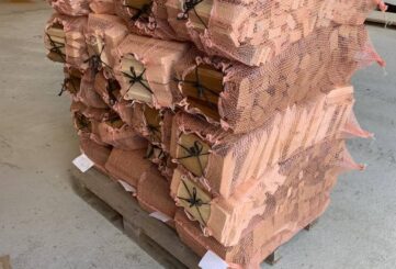 Palle med 20 vedsekker